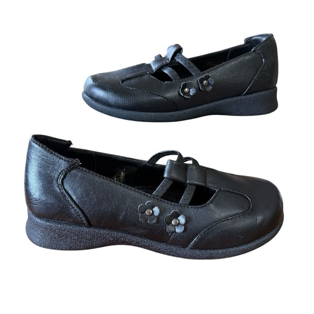 Petalia Girl’s Black Sienna Mary Jane Style Slip On Shoes Size 2